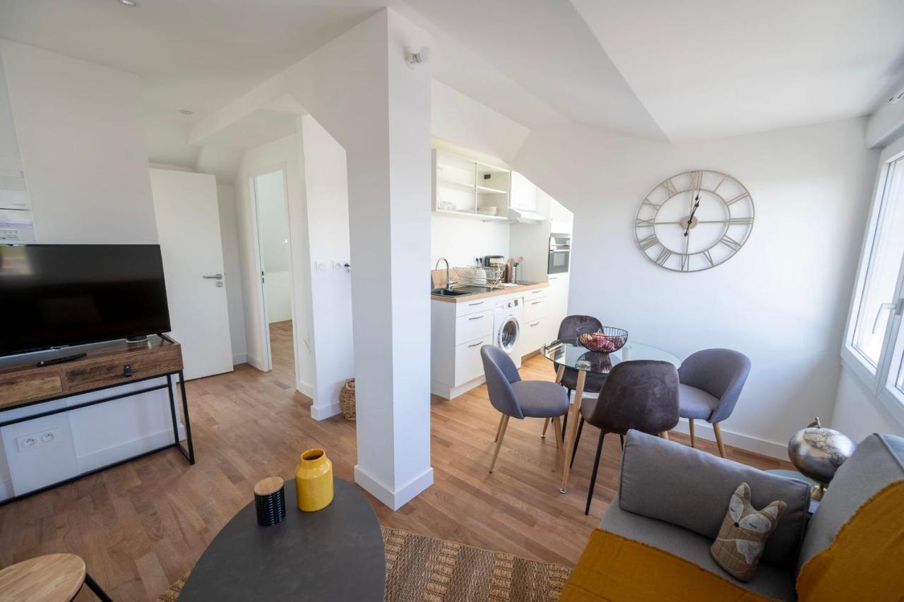 Le Poulorio 12 - T2 - Proche Gare - Dernier Etage By Locly Lorient Exterior foto